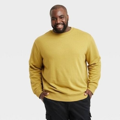 Mens Olive Green Crewneck Sweatshirt Size Medium  Goodfellow  Co